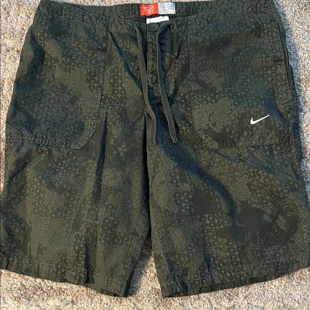 🍍Nike athletic dept shorts 🍍Sz M🍍waist 16”🍍11” inseam🍍
